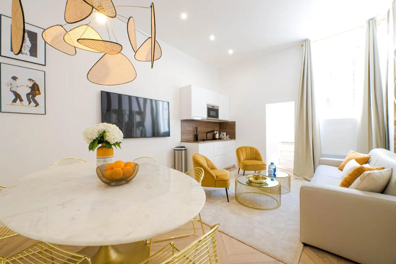 Luxury Home In Paris - Musee Du Louvre Apartment